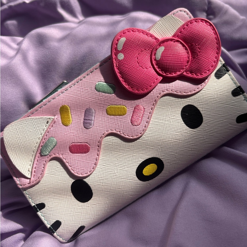 Sanrio x Loungefly Hello Kitty Ice Cream Wallet – Hardly Used, Mint Condition!